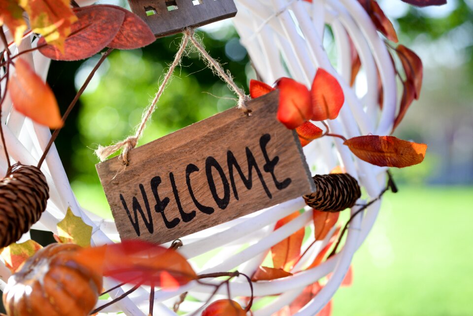 Wreath leafs sign