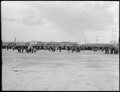 Topaz, Utah. Scene at James Wakasa funeral - NARA - 538192
