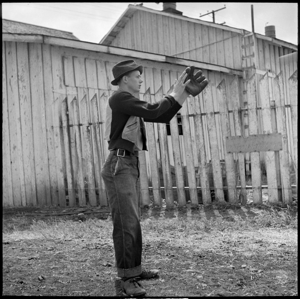 Tracy, California. Baseball Recreation. Catch^ Try-outs for the town baseball team - NARA - 532249