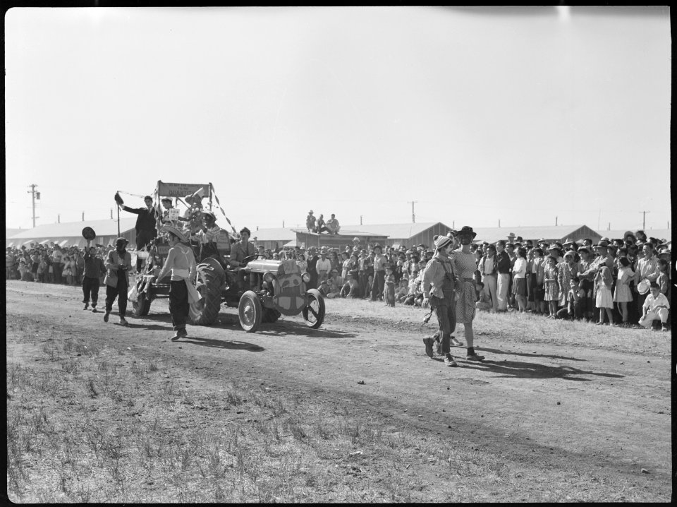 Tule Lake Relocation Center, Newell, California. A parade was held by evacuees to celebrate labor d . . . - NARA - 538437