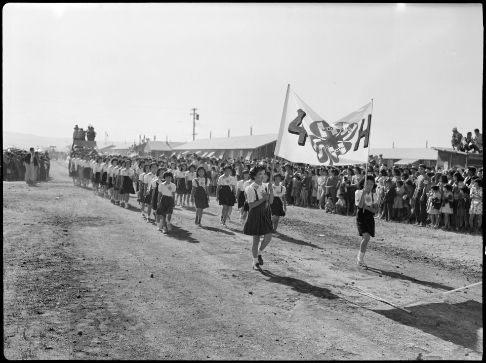 Tule Lake Relocation Center, Newell, California. A parade was held by evacuees to celebrate labor d . . . - NARA - 538421