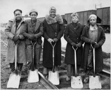 Trackwomen, 1943. Baltimore & Ohio Railroad Company - NARA - 522888 photo