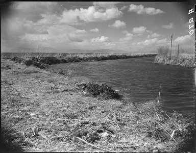 Tule Lake Relocation Center, Newell, California. Drainage ditch at this War Relcation Authority center. - NARA - 536211