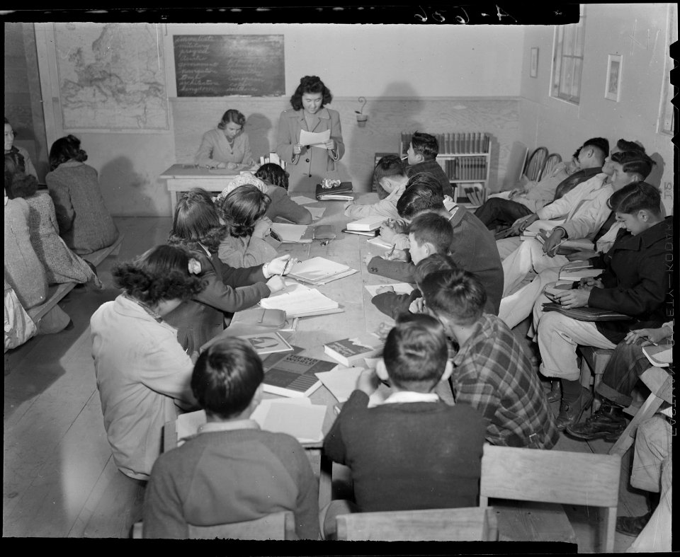 Tule Lake Relocation Center, Newell, California. World History and English, a two hour class taught . . . - NARA - 536522