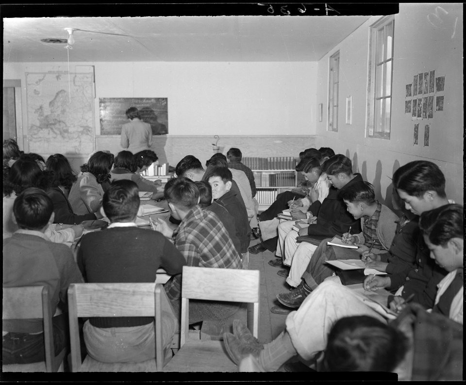 Tule Lake Relocation Center, Newell, California. World History and English, a two hour class taught . . . - NARA - 536521