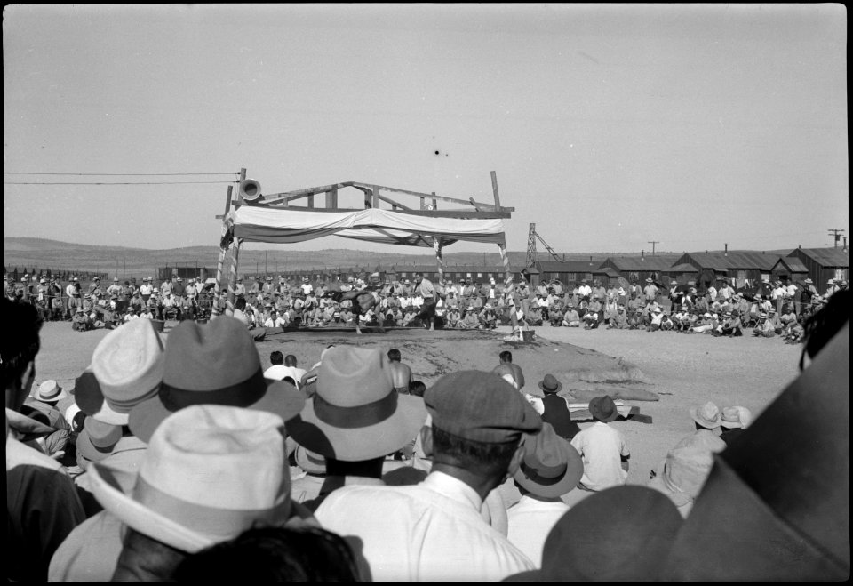 Tule Lake Segregation Center, Newell, California. Scene at the sumo tournament held at the Tule Lak . . . - NARA - 539584