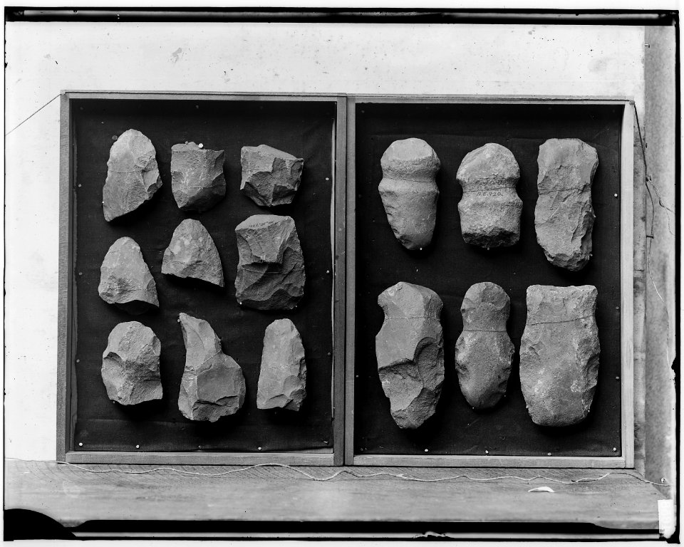 Umatilla stone implements - NARA - 523712