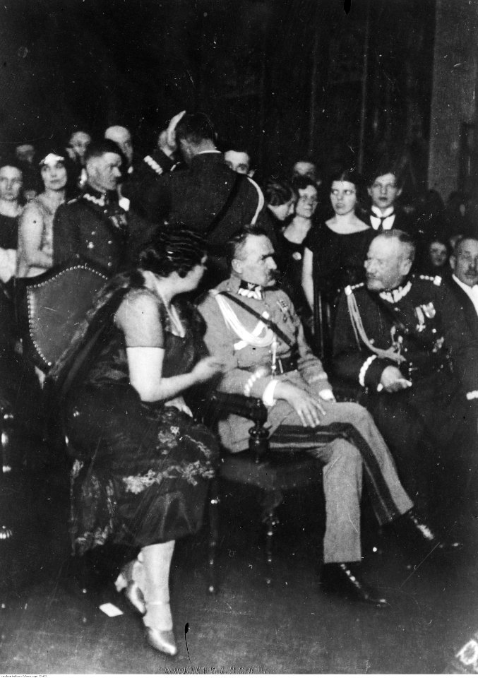 Uroczystości imieninowe marszałka Józefa Piłsudskiego (22-423)