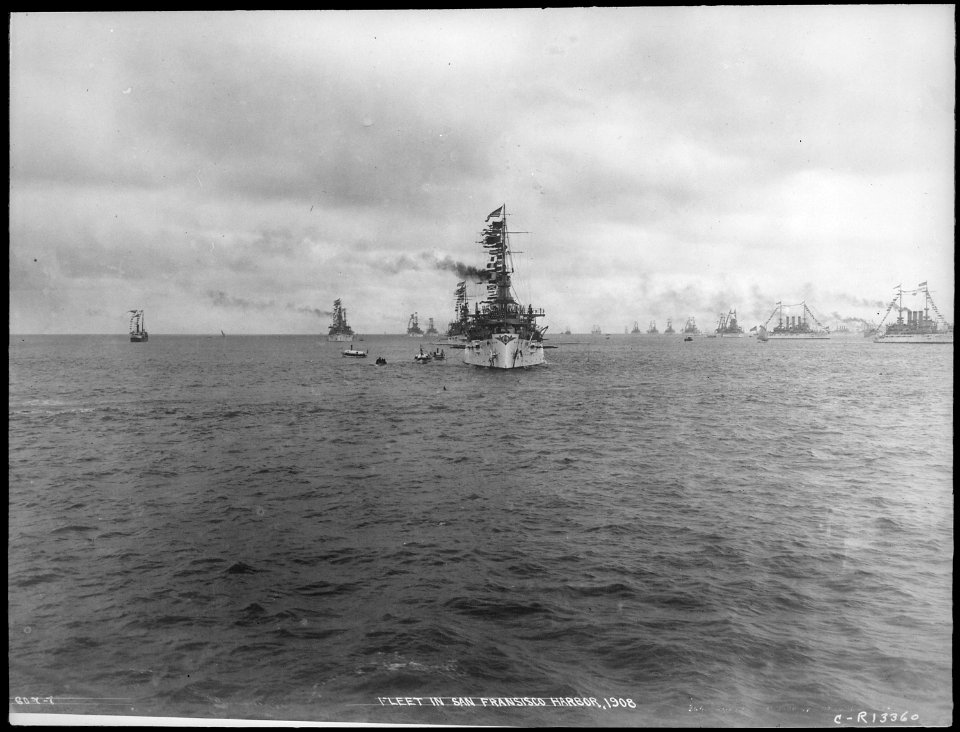 Virginia (BB13). Fleet in San Francisco Harbor, Virginia bow on, 1908 - NARA - 512999