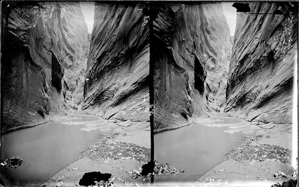 Virgin River. Parunuweap Canyon, Utah. East fork of Virgin, between Love Valley and Schunesburg. - NARA - 517865