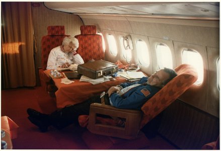 Vice President and Mrs. Bush traveling on Air Force II during the 1984 Presidential Campaign - NARA - 186368