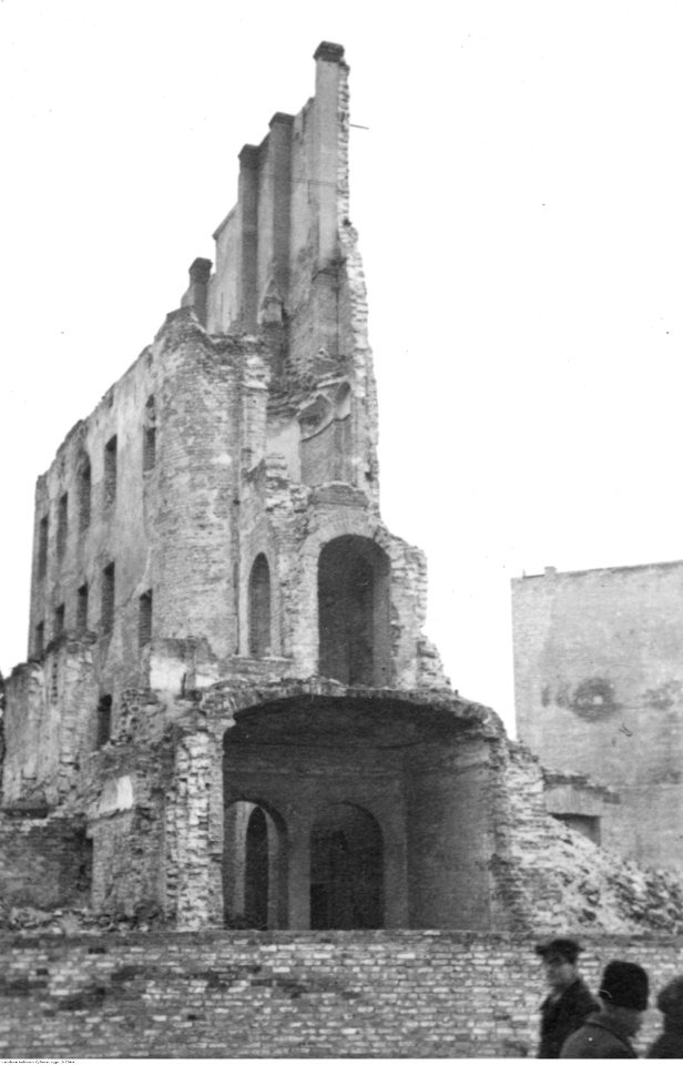 Warszawa. Zniszczenia wojenne, sceny uliczne (2-224-4)