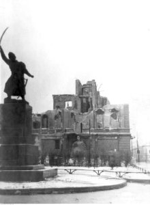 Warszawa. Pomnik Jana Kilińskiego (2-191) photo
