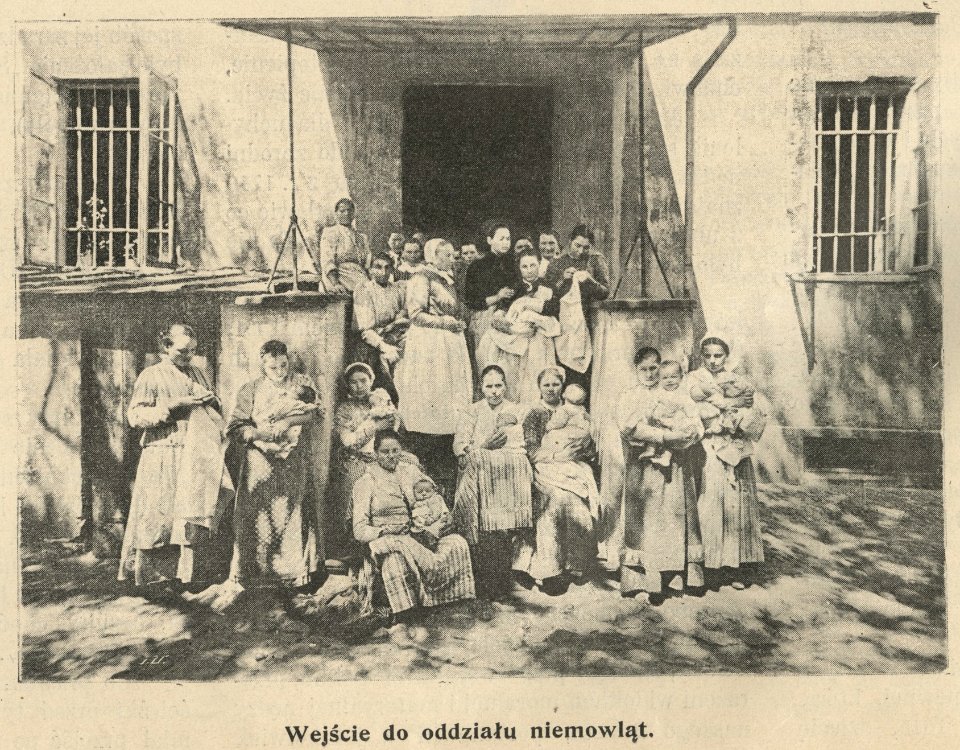 Wejście od oddziału niemowląt Szpital Dzieciątka Jezus (61830)