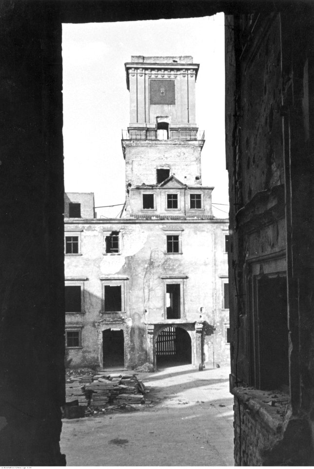 Warszawa. Ruiny Zamku Królewskiego (2-169)