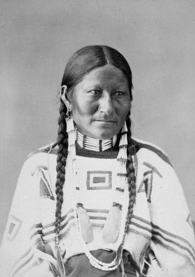Wife of Spotted Tail. Brule Sioux, 1872 - NARA - 518970 (cropped)