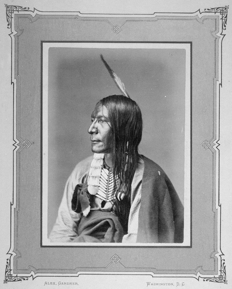 Wicked Bear-Ma-To-Tzin-Tzi-Tzah. Brule Sioux, 1872 - NARA - 518984