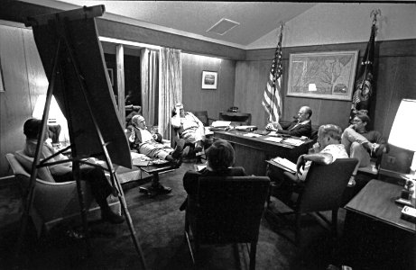 White House Chief of Staff Dick Cheney during a campaign strategy session - NARA - 7027918