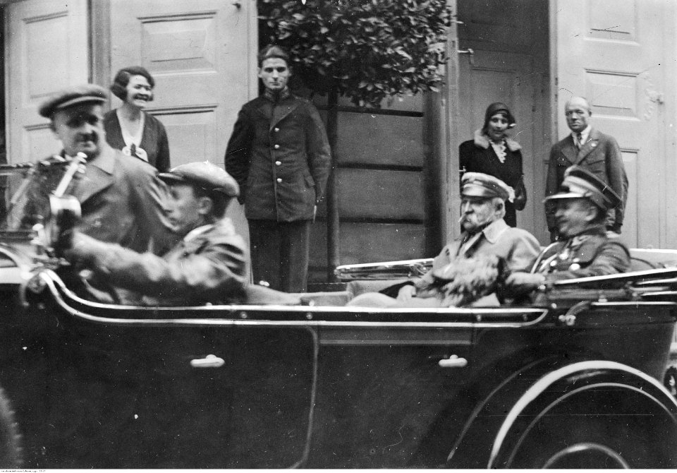 Witold Pikiel - Józef Piłsudski (22-17)