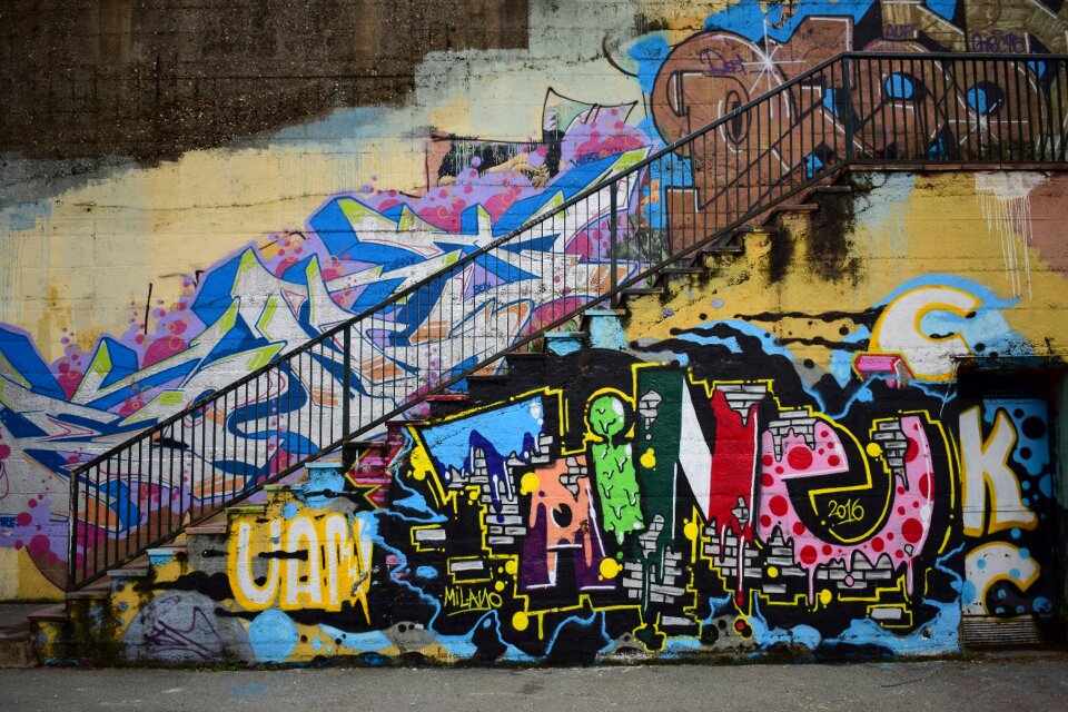 Painting wall building
