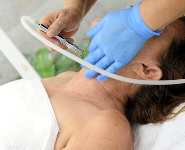 Mesotherapy facial spa