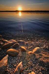 Sea sun lake