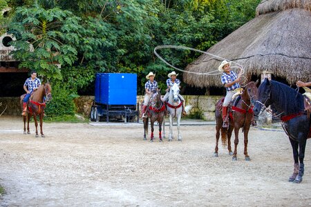 Rider sombrero attraction