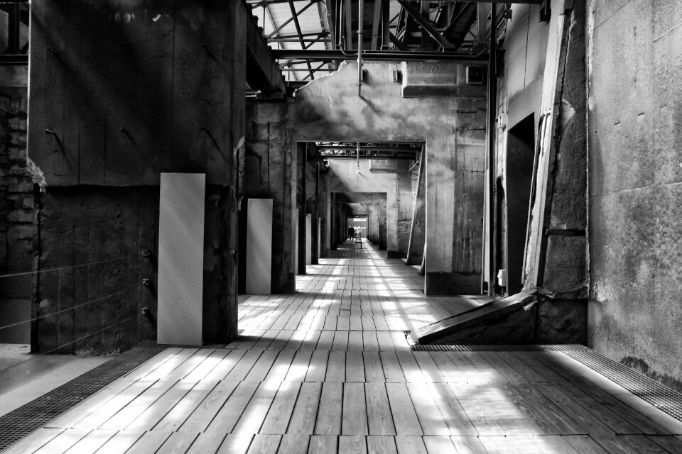 Black and white architecture geometric