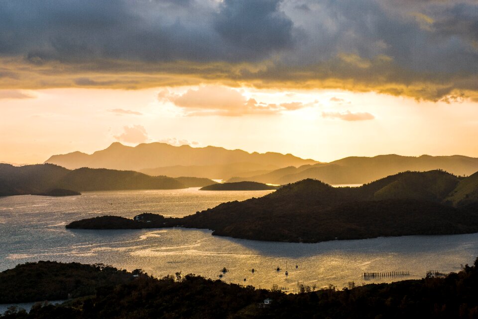 Panoramic nature coron