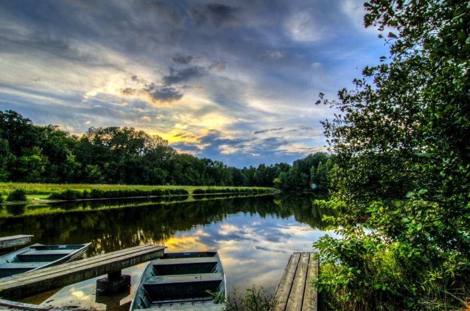 Water reflection lake photo