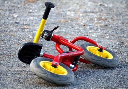 Cycling wheel locomotion photo