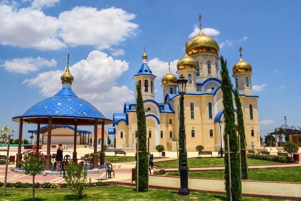 Golden architecture religion