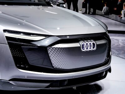 E-tron sportback design
