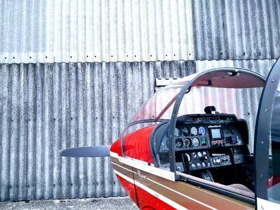 Airport flying pilot
