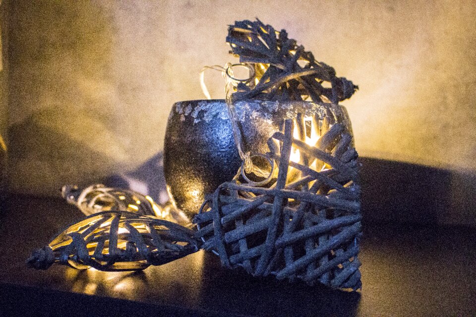 Decorative light ornament