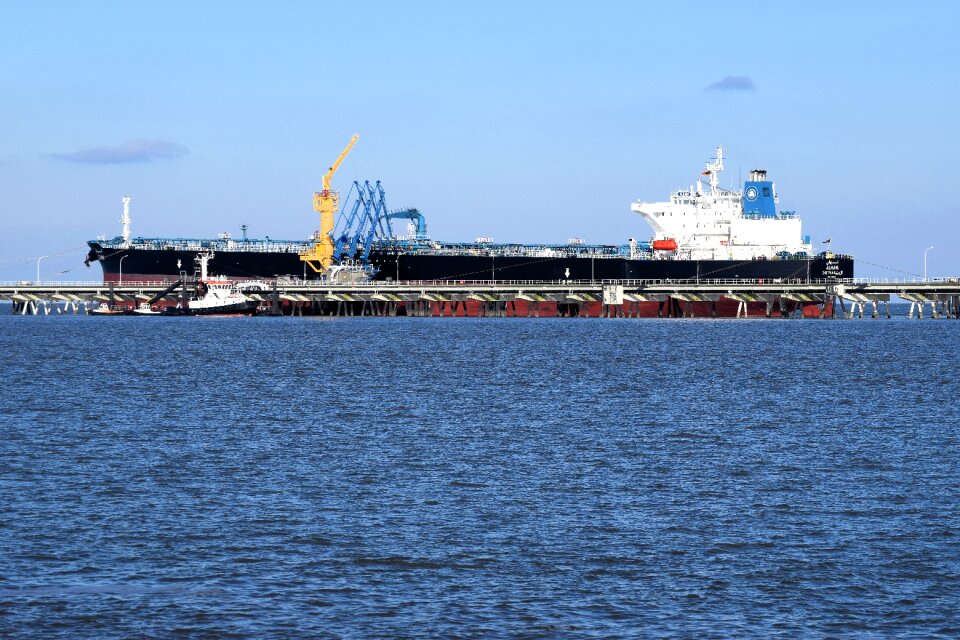 Transport system industry oil tanker