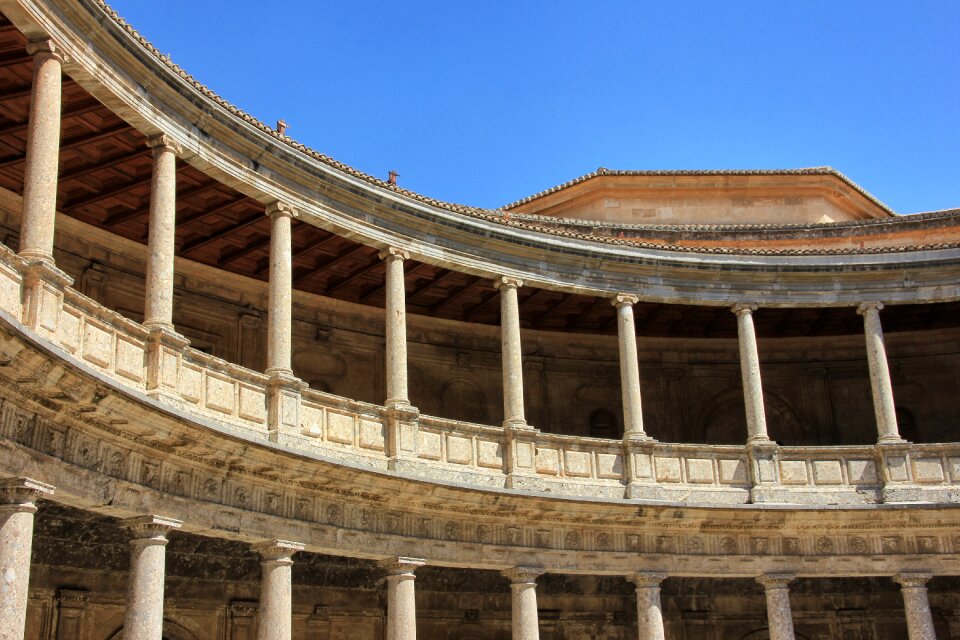 Sky pillar tourism