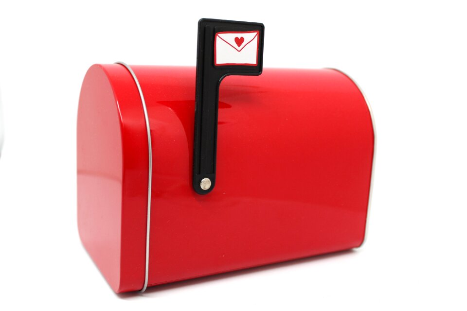 Letter mailbox closed box