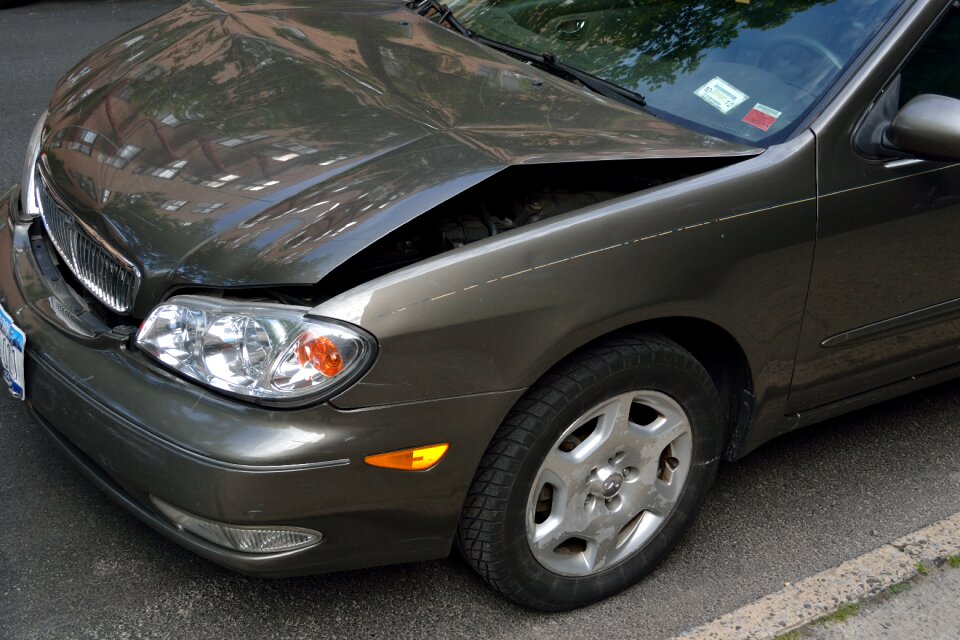 Hood crash accident
