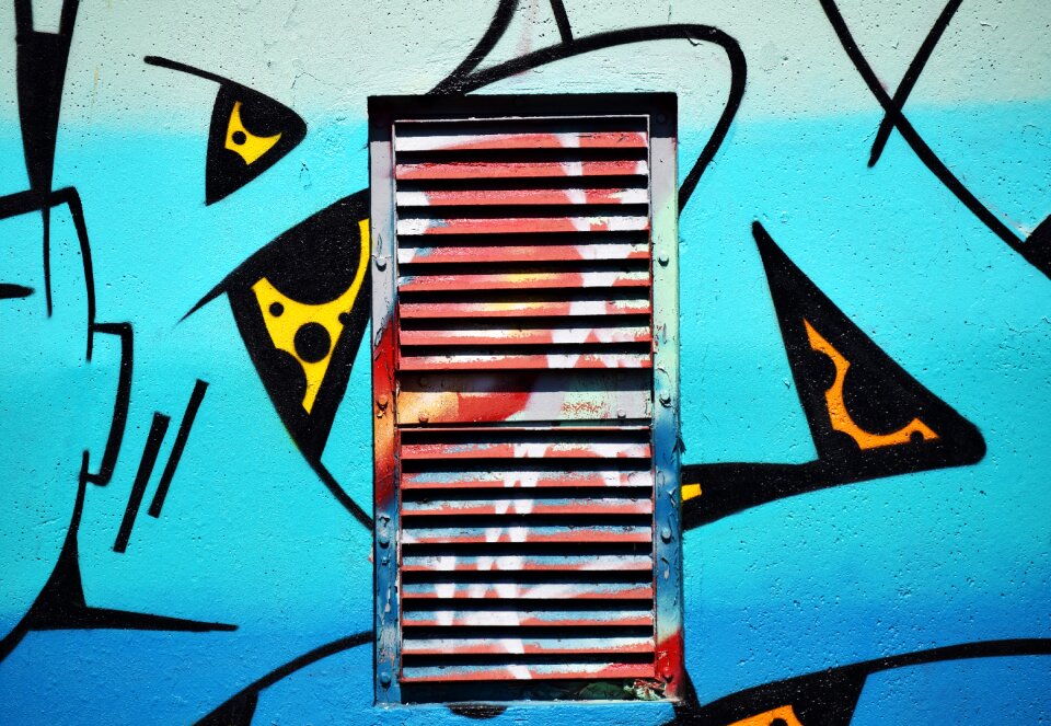 Painting graffiti window