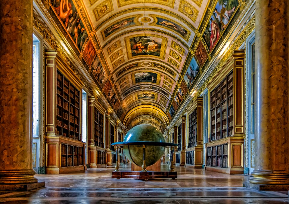 Travel gallery history
