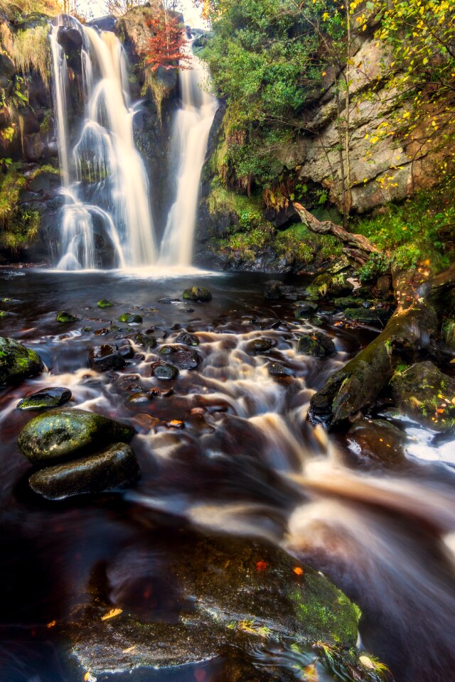 Bolton abbey wharfedale autumn
