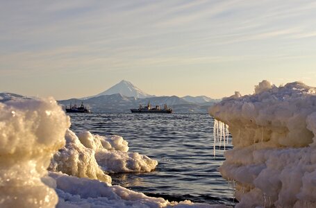 Mountains seascape wave