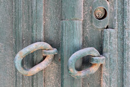 Keyhole grey texture