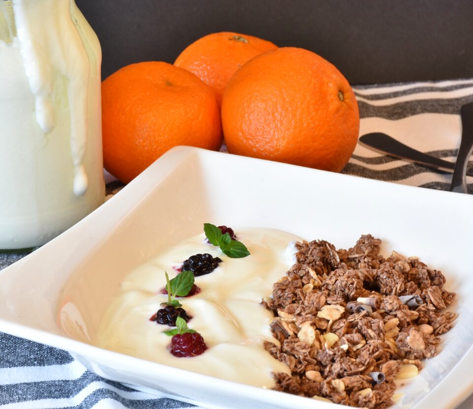 Yogurt dessert berries