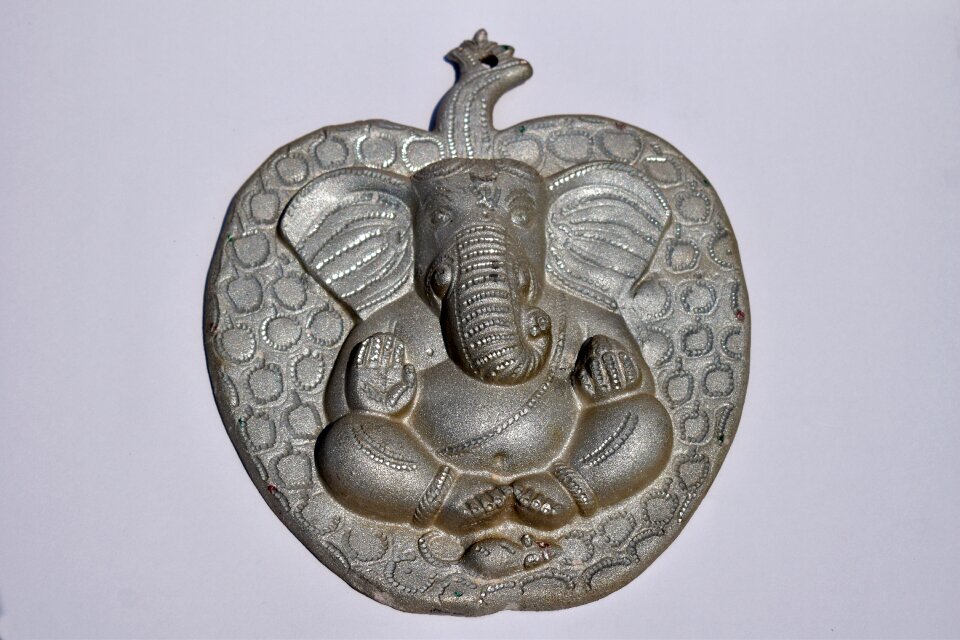 Silver wall hanging ganapati