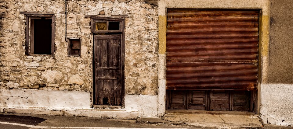 Shop abandoned doorway photo