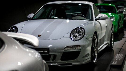 Auto luxury automotive