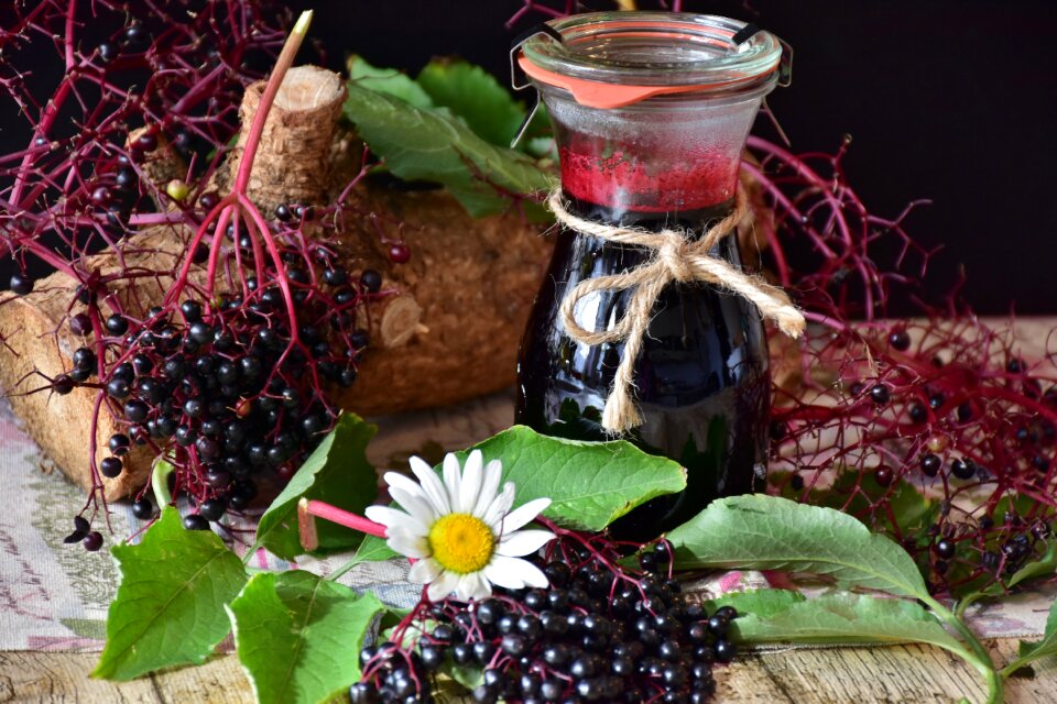 Juice fruits black elderberry