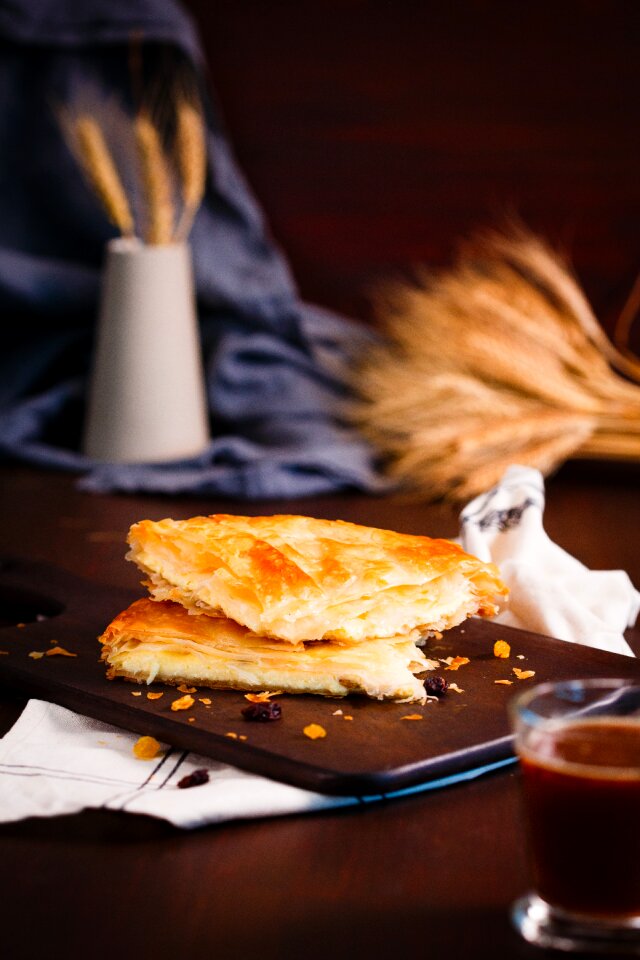 Balkanic pie pie with cheese placenta